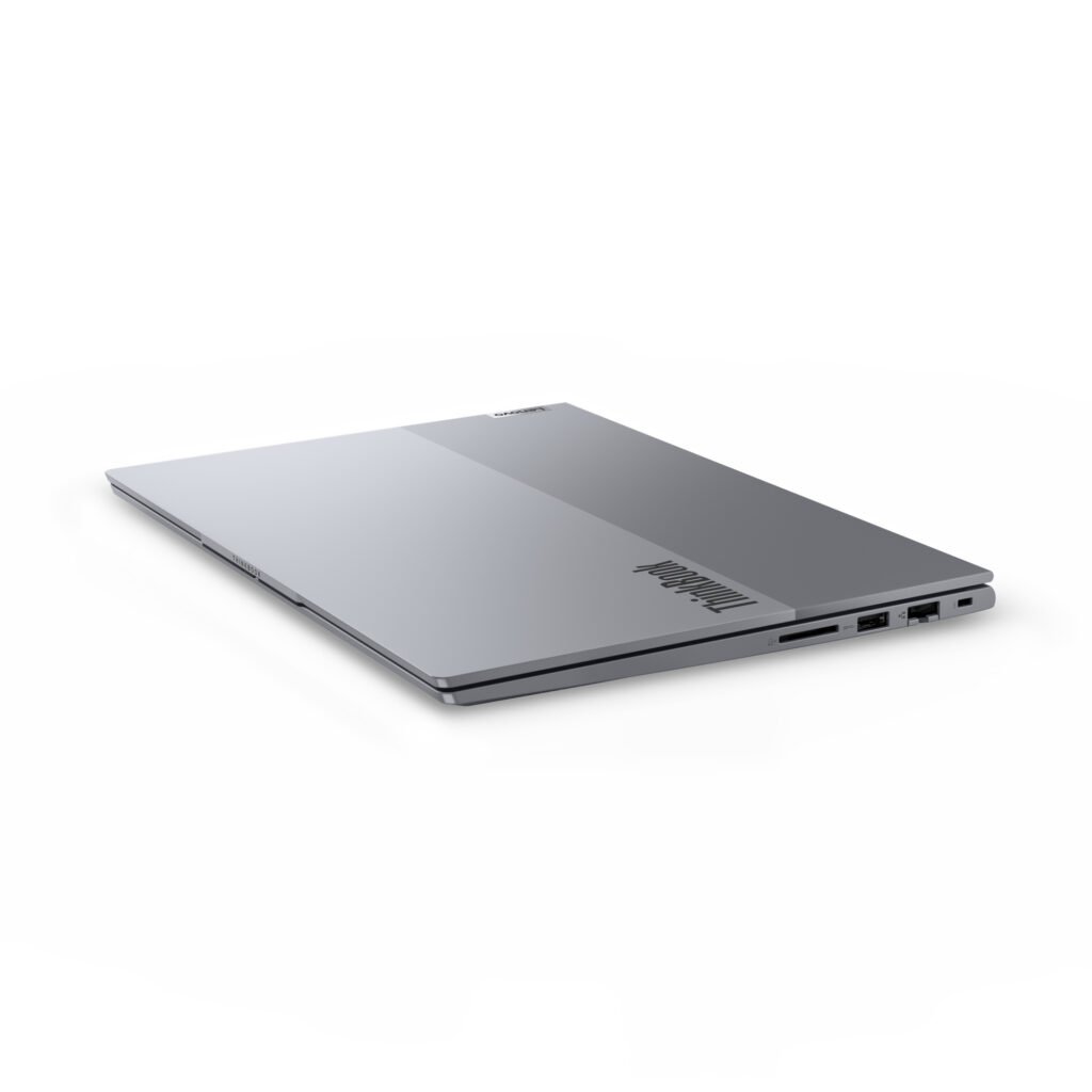 Lenovo ThinkBook 14 G7 ARP – 14" WUXGA touchscreen